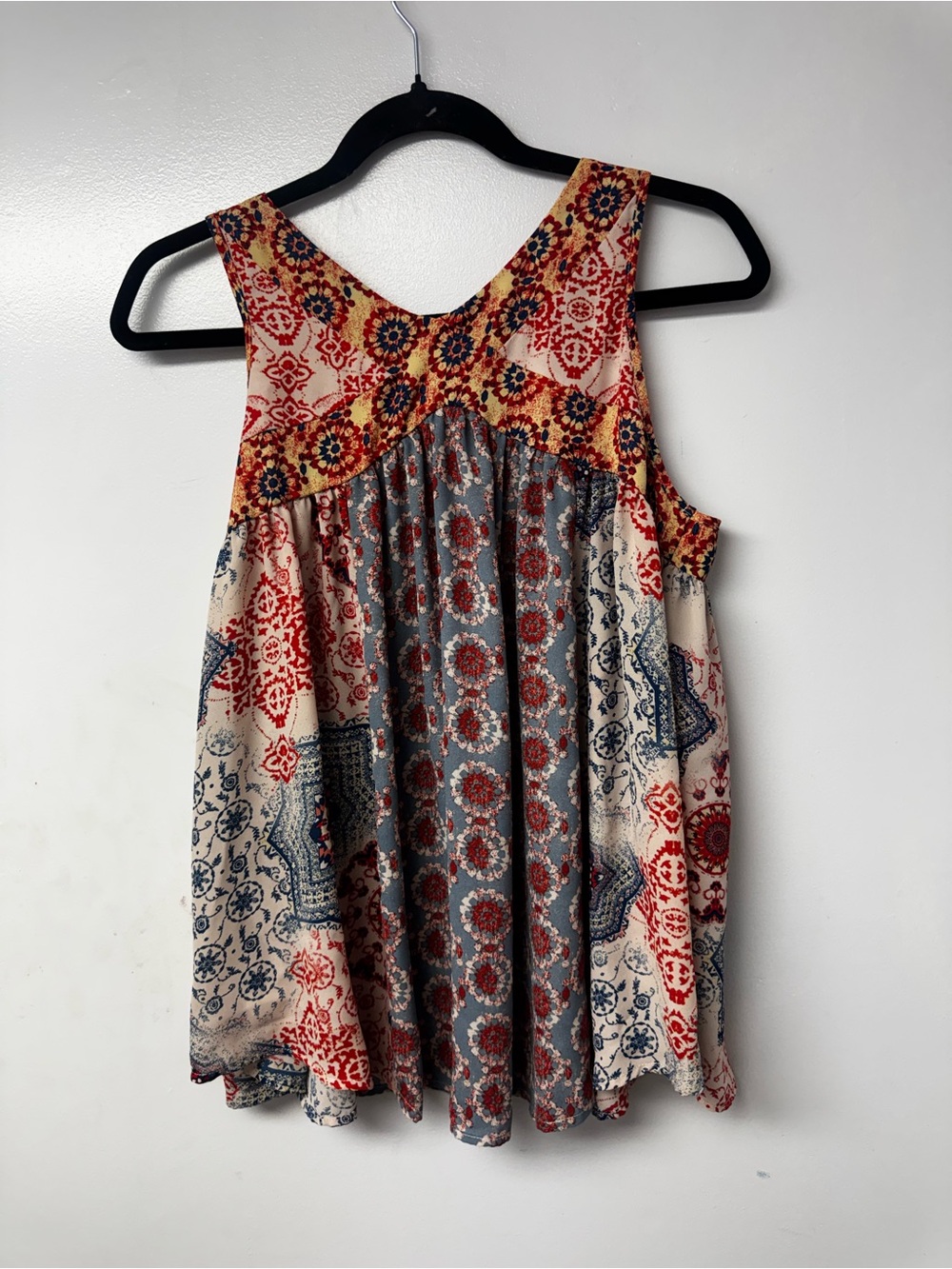 Knox Rose Boho Patchwork Sleeveless Tunic Top M Mixed Print Floral Festival C4 - Picture 3 of 7